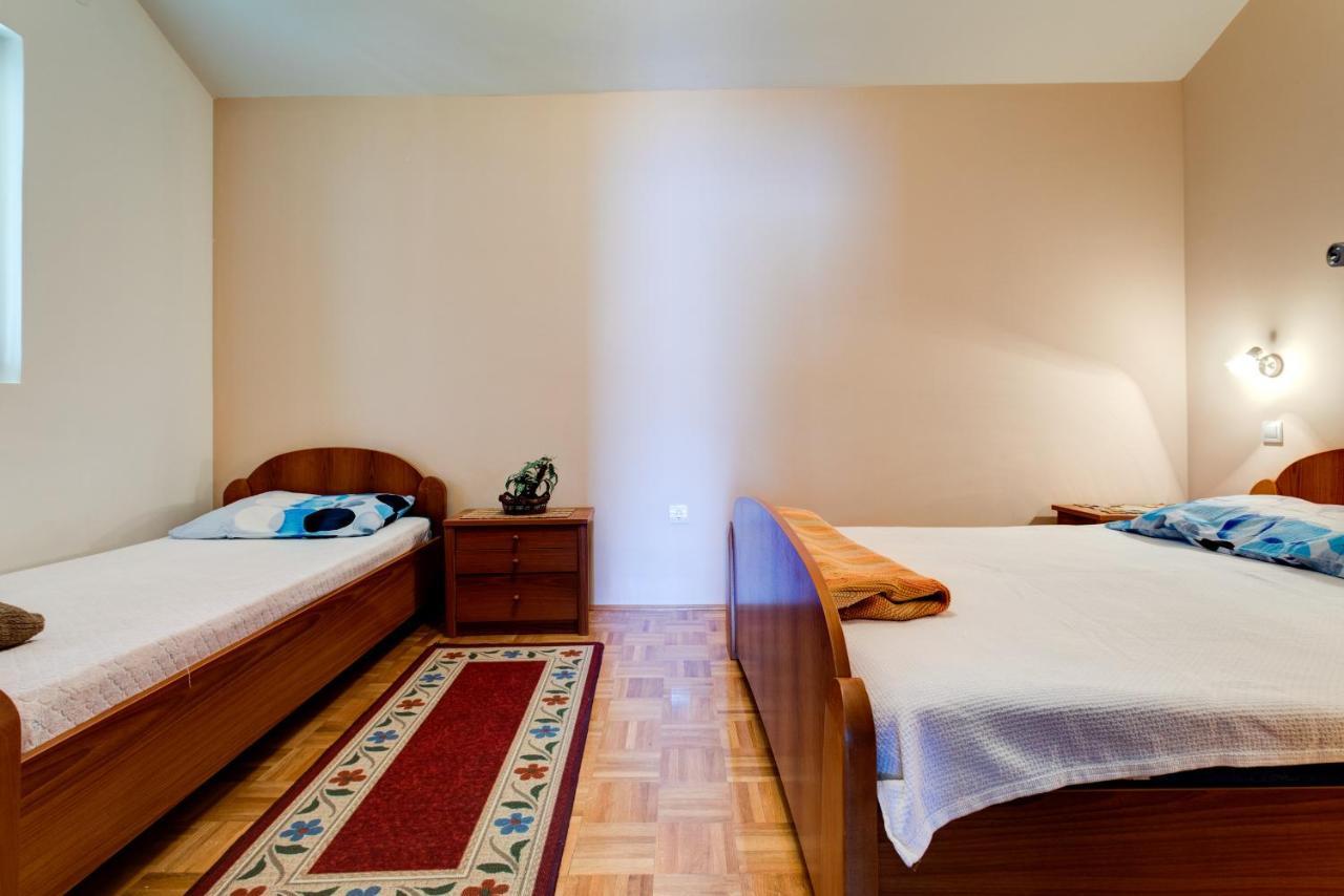La Castagna Apartments โกตอร์ ภายนอก รูปภาพ